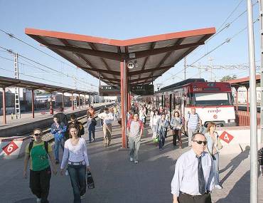 Archivo GD. Cercanías RENFE andenes