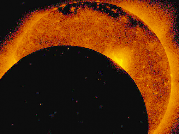 FOTO JAXA NASA DETALLE DEL ECLIPSE SOLAR DE 2017 FOTO JAXA NASA